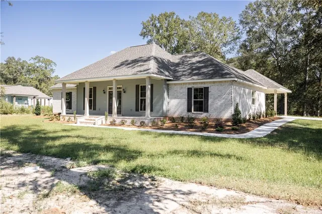 $409,000 | 39172 South Thibodeaux Road, Ponchatoula, LA 70454