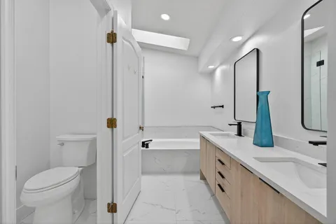 $734,500 | 76 Via Del Corso, Palm Beach Gardens, FL 33418