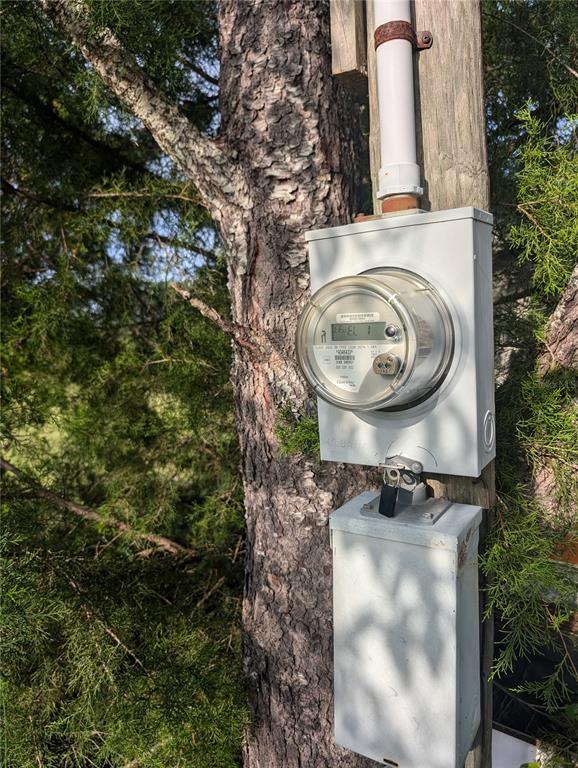 10404 Southwest 170th Street Archer, FL 32618 - Photo 4 of 10 a view of entryway