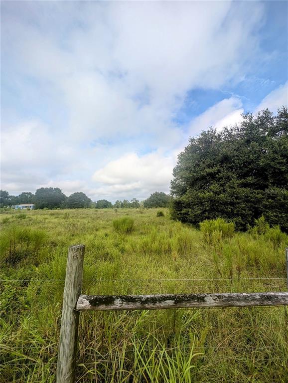 10404 Southwest 170th Street Archer, FL 32618 - Photo 7 of 10 a view of lake with mountain