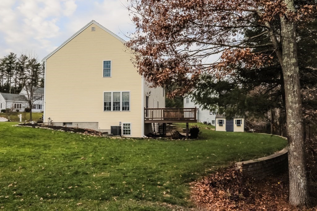 85 Wampanoag Road Raynham, MA 02767 - Photo 5 of 39 Gallery Image 5
