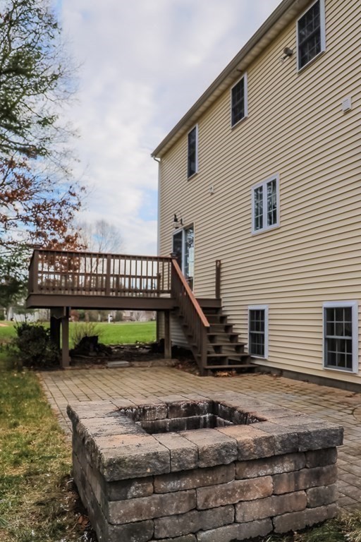 85 Wampanoag Road Raynham, MA 02767 - Photo 8 of 39 Gallery Image 8