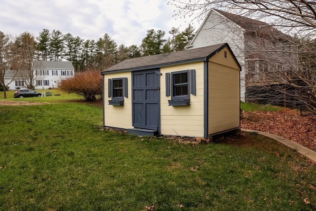 85 Wampanoag Road Raynham, MA 02767 - Photo 9 of 39 Gallery Image 9