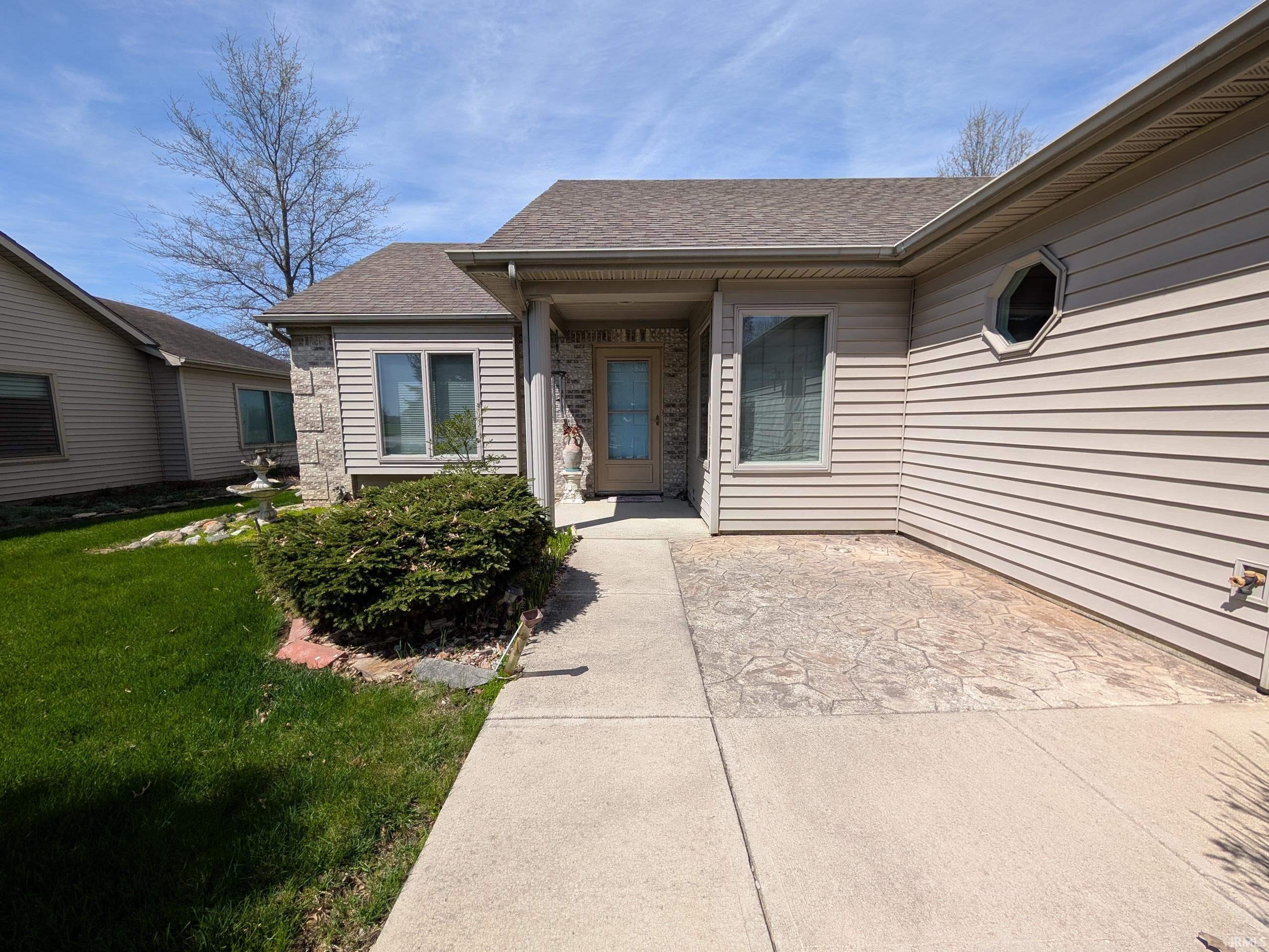 1266 Oak Grove Place Decatur, IN 46733 - Photo 4 of 28