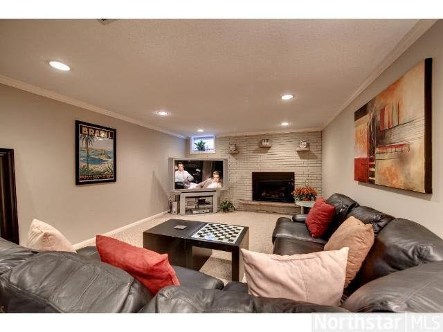 5616 McGuire Road Edina, MN 55439 - Photo 14 of 18