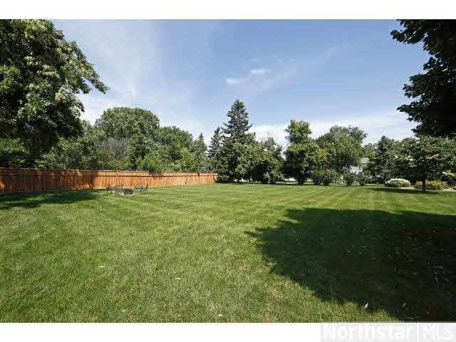 5616 McGuire Road Edina, MN 55439 - Photo 16 of 18