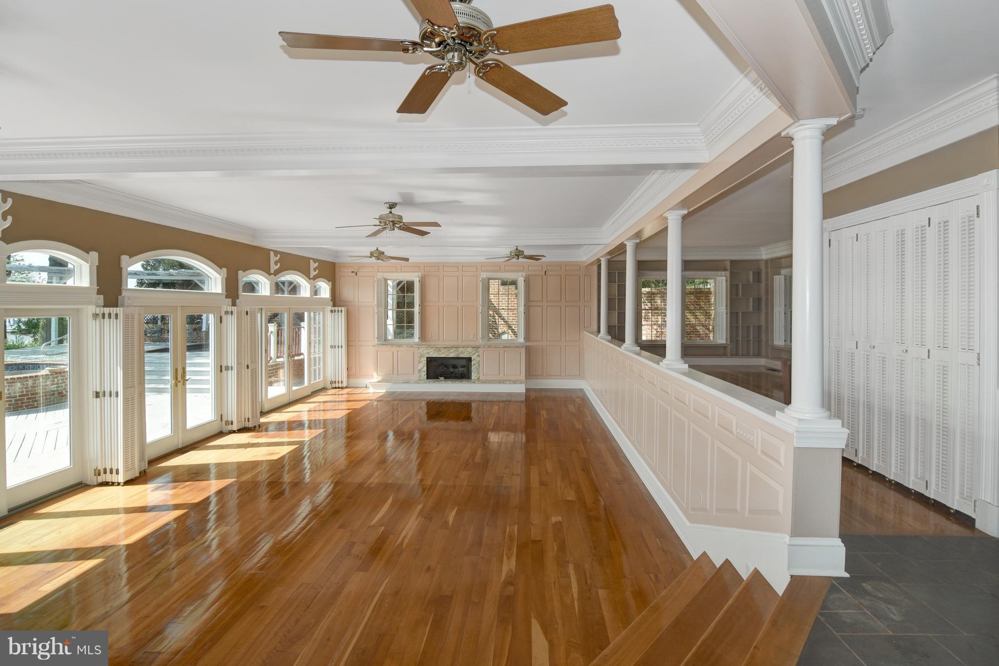 406 River Road Chestertown, MD 21620 - Photo 3 of 28 Living Room Of f The Kitchen