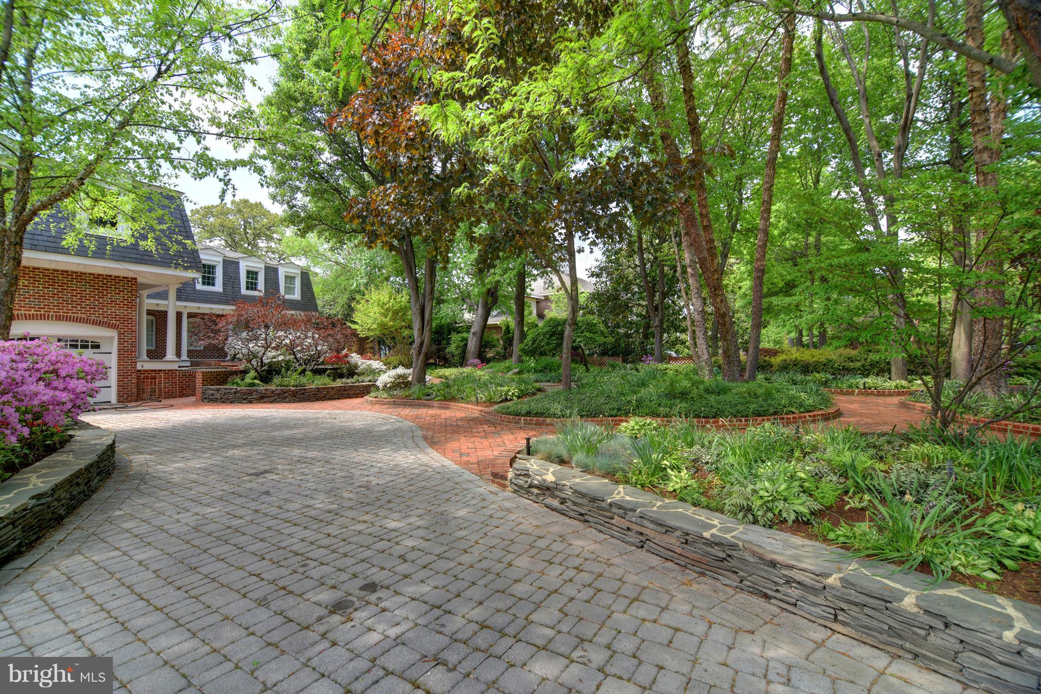 406 River Road Chestertown, MD 21620 - Photo 27 of 28 Front View of Paver Driveway