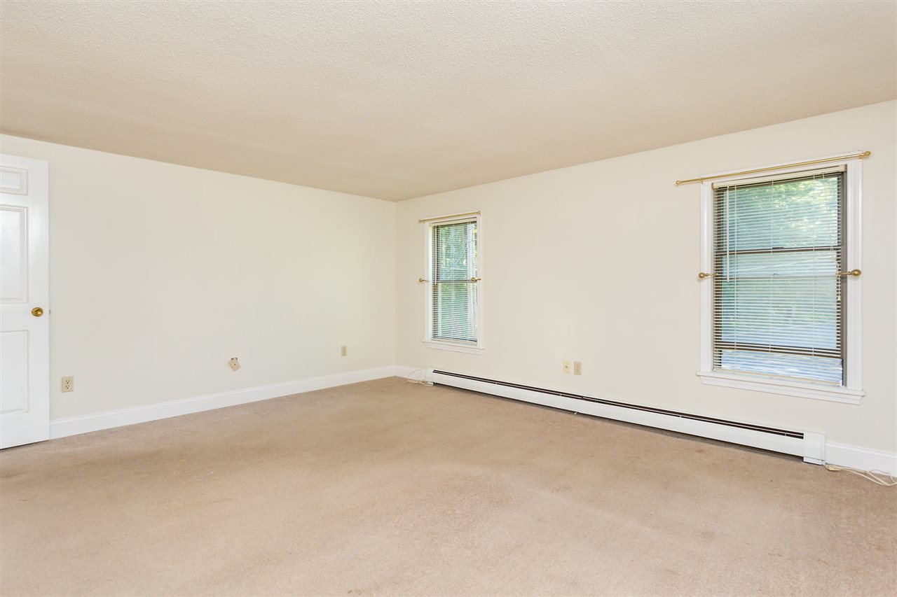 13 Mill Road, Unit 7 Durham, NH 03824 - Photo 16 of 34 Gallery Image 16