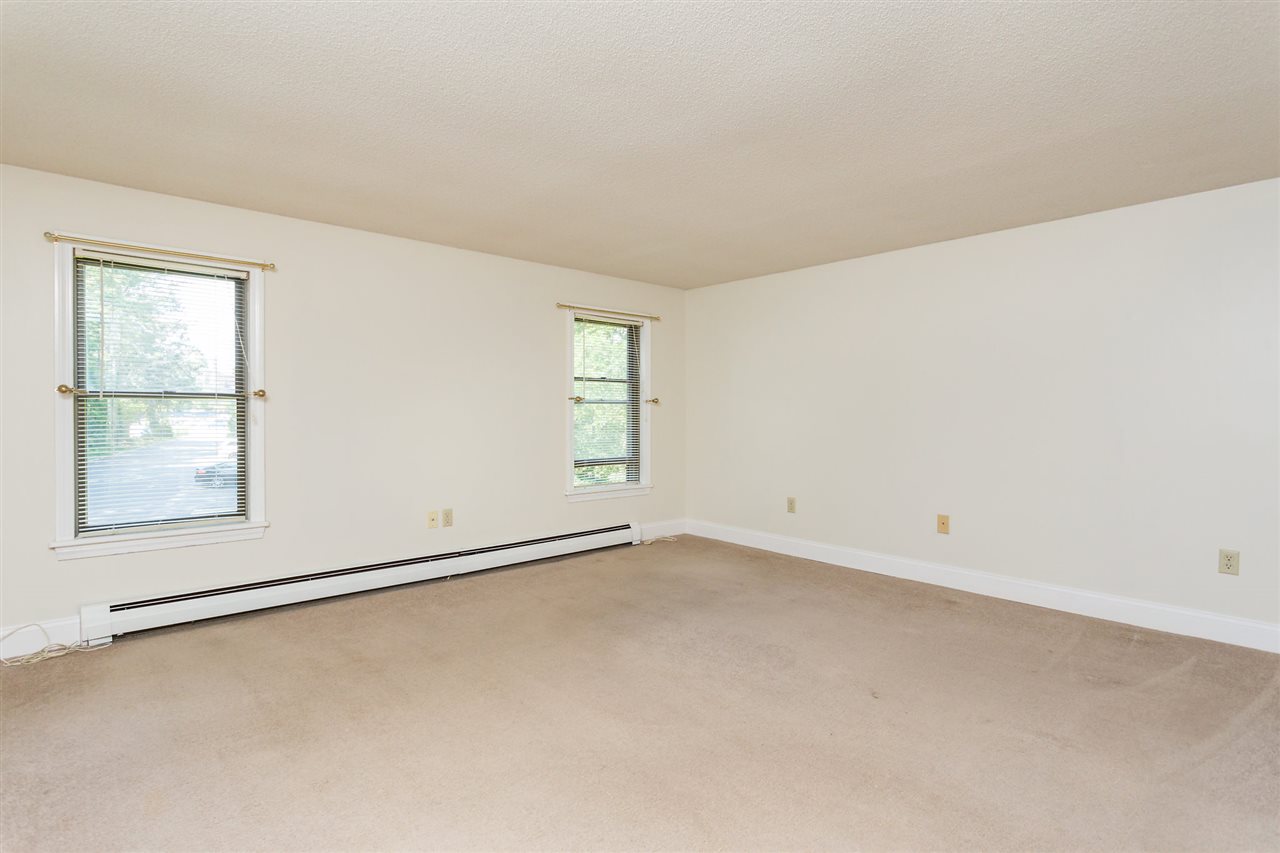 13 Mill Road, Unit 7 Durham, NH 03824 - Photo 17 of 34 Gallery Image 17