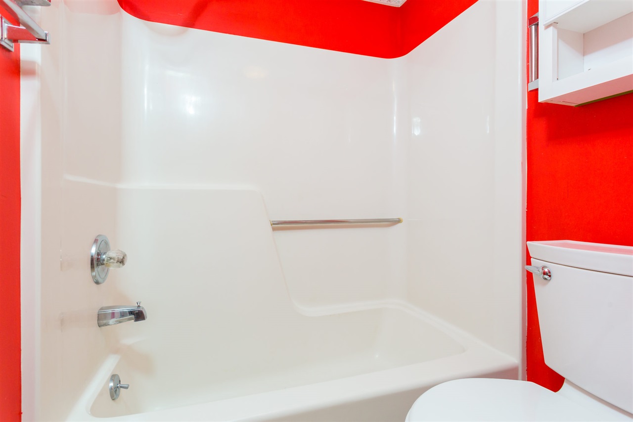 13 Mill Road, Unit 7 Durham, NH 03824 - Photo 22 of 34 Gallery Image 22
