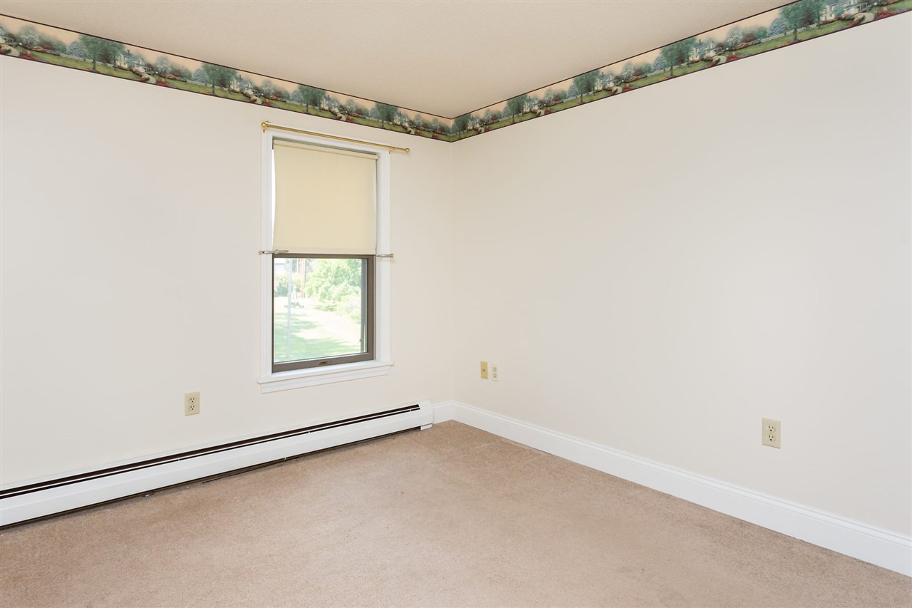 13 Mill Road, Unit 7 Durham, NH 03824 - Photo 27 of 34 Gallery Image 27