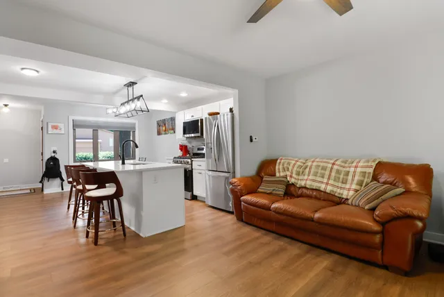 $263,000 | 1718 Earthstone Drive, Valparaiso, IN 46383