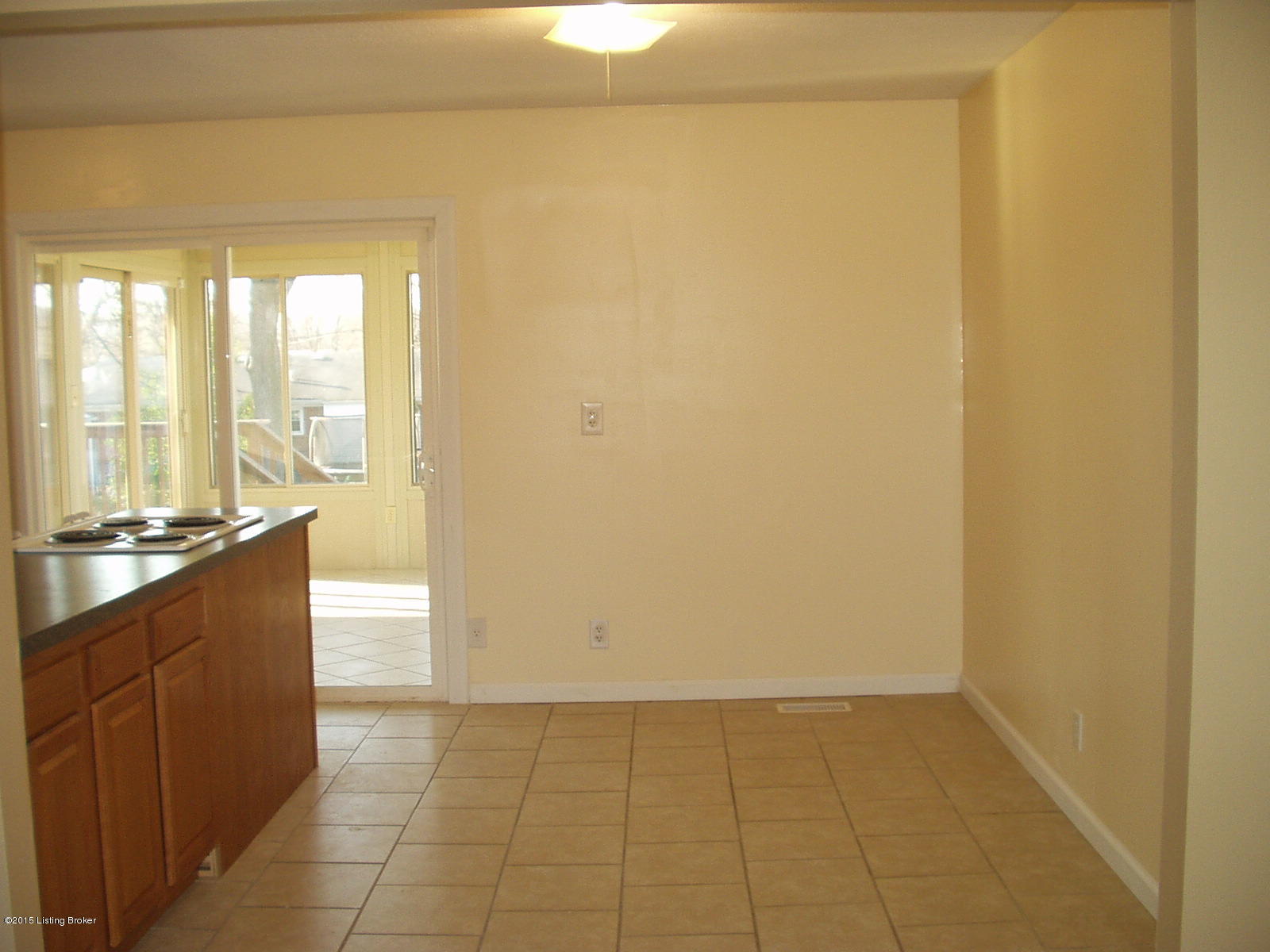 245 Western Road Louisville, KY 40229 - Photo 11 of 28 Open Kitchen Dining Area