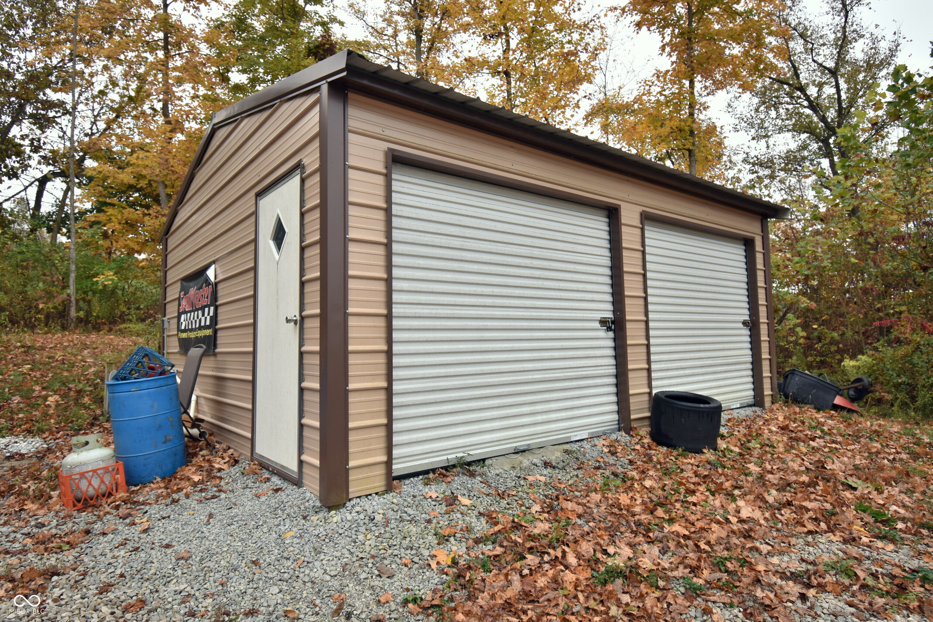 5391 Godsey Road Martinsville, IN 46151 - Photo 3 of 25