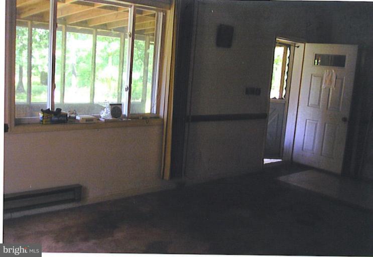 6400 Morris Road Spotsylvania, VA 22551 - Photo 3 of 4 Living Room