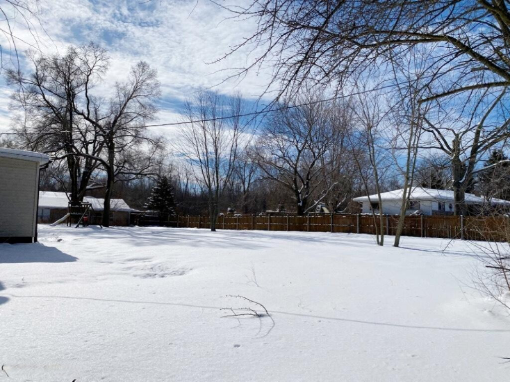6080 Hagar Shore Road Coloma, MI 49038 - Photo 27 of 31 027 (1)