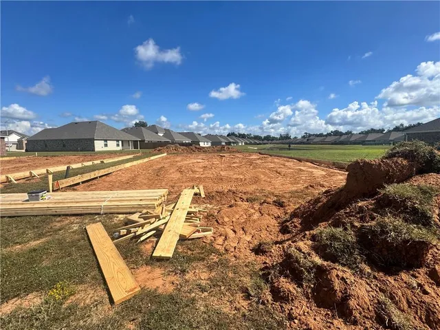 $282,000 | 7043 Bexley Court, Alexandria, LA 71303