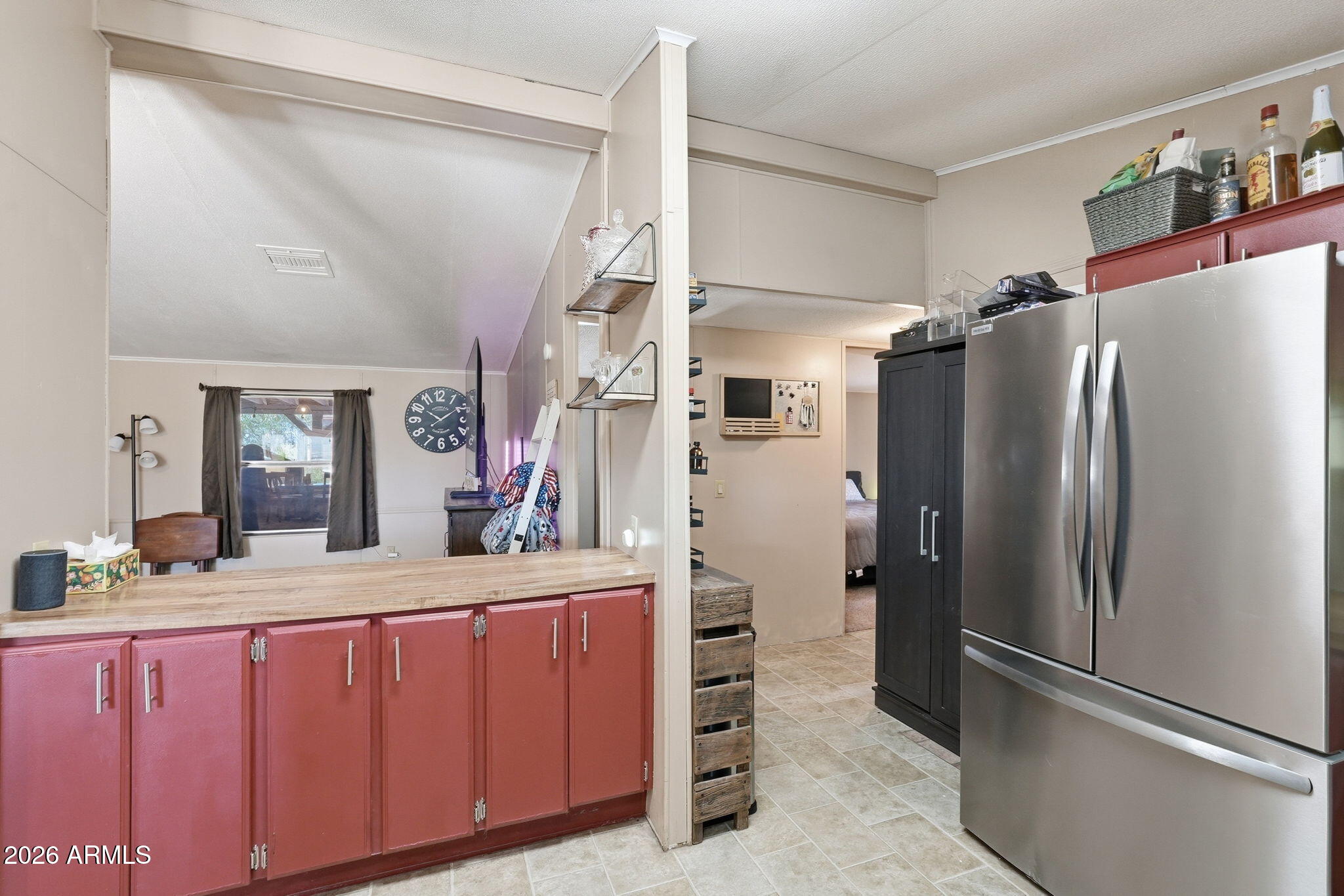 944 South Goldfield Road Apache Junction, AZ 85119 - Photo 12 of 51