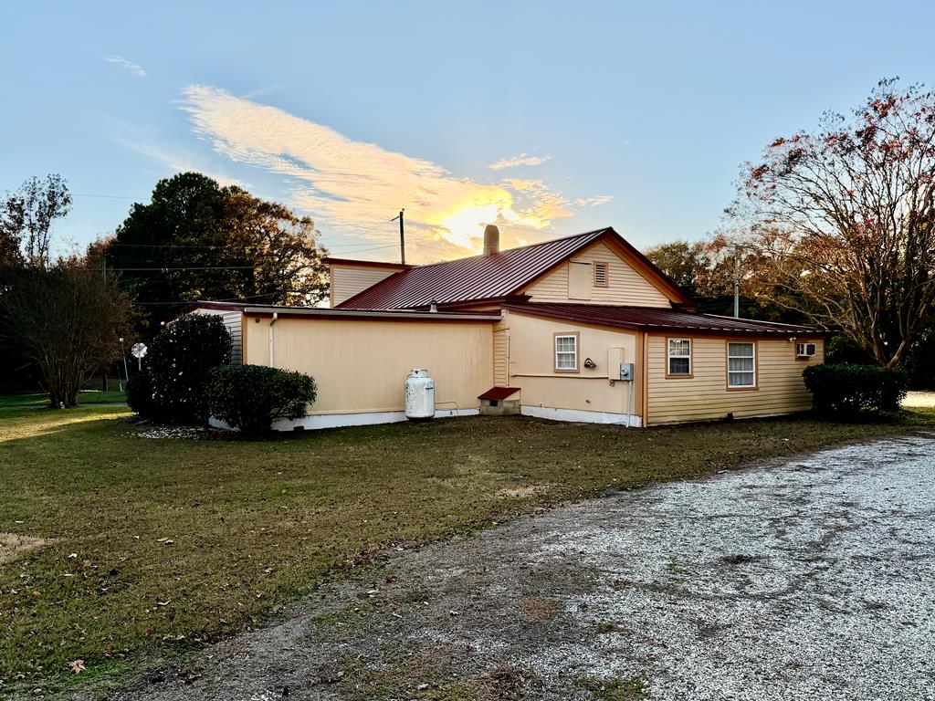 9333 Red Bank Road Birdsnest, VA 23307 - Photo 54 of 74