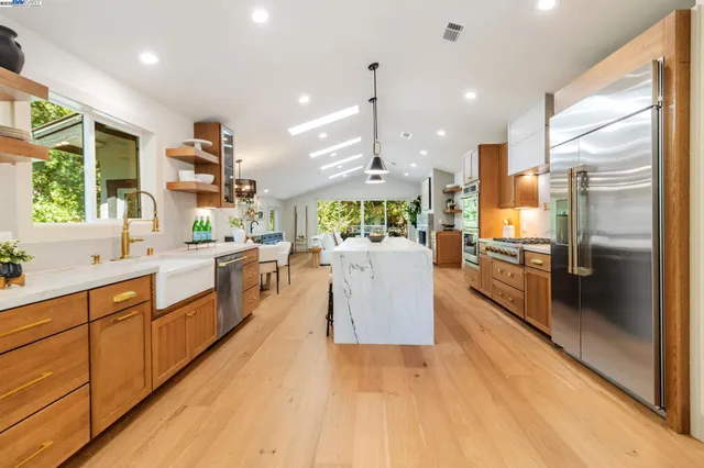 $2,799,000 | 15 Manzanita Terrace, Orinda, CA 94563
