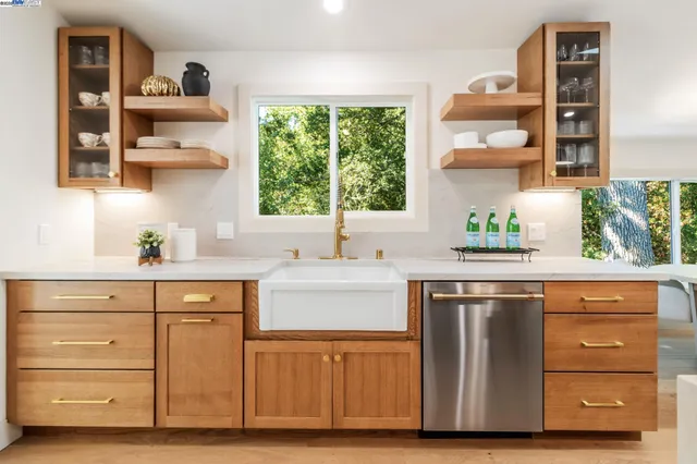 $2,799,000 | 15 Manzanita Terrace, Orinda, CA 94563