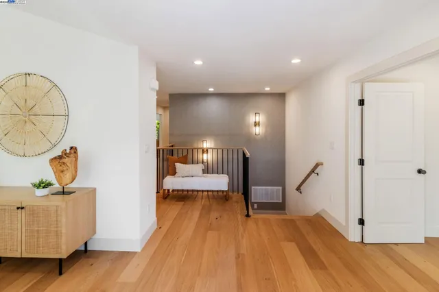 $2,799,000 | 15 Manzanita Terrace, Orinda, CA 94563