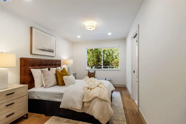 $2,799,000 | 15 Manzanita Terrace, Orinda, CA 94563