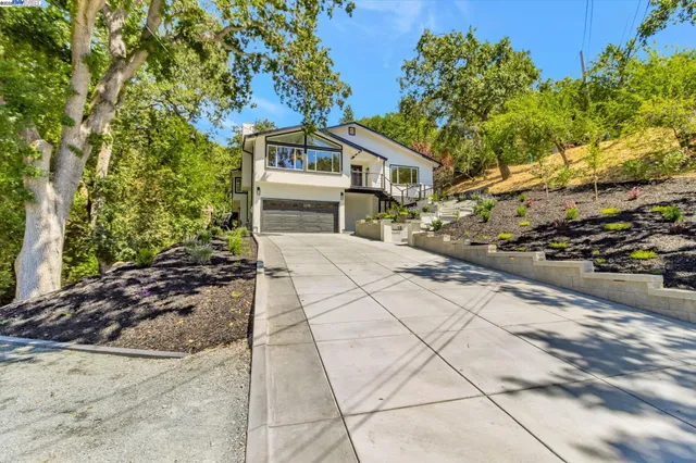 $2,799,000 | 15 Manzanita Terrace, Orinda, CA 94563