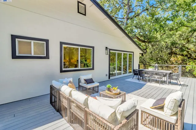 $2,799,000 | 15 Manzanita Terrace, Orinda, CA 94563