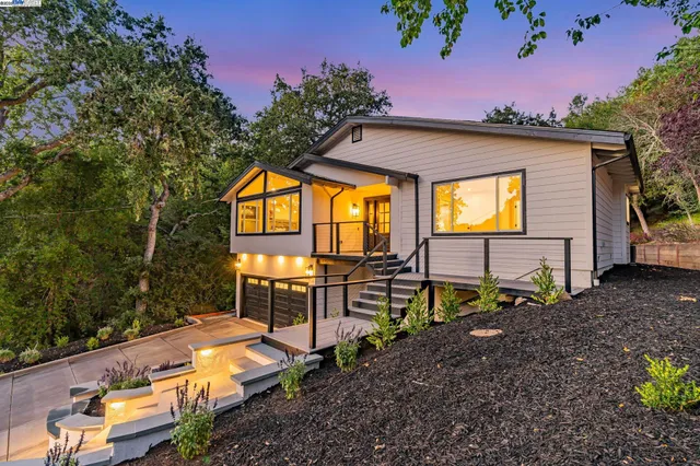 $2,799,000 | 15 Manzanita Terrace, Orinda, CA 94563