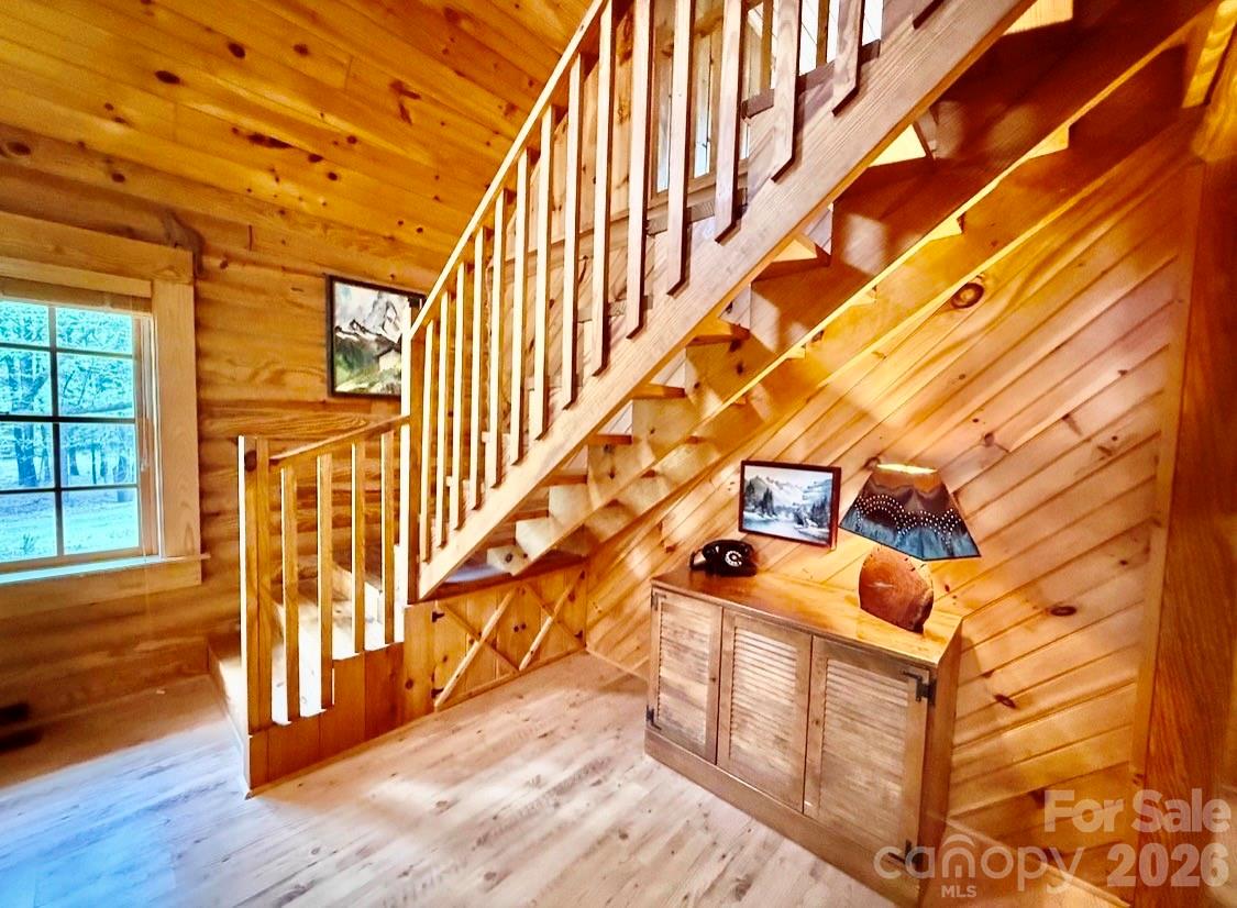 57 Club Lane Winnsboro, SC 29180 - Photo 7 of 48 a view of an entryway with wooden floor