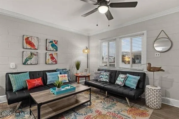 $869,900 | 101 24th Street, Emerald Isle, NC 28594