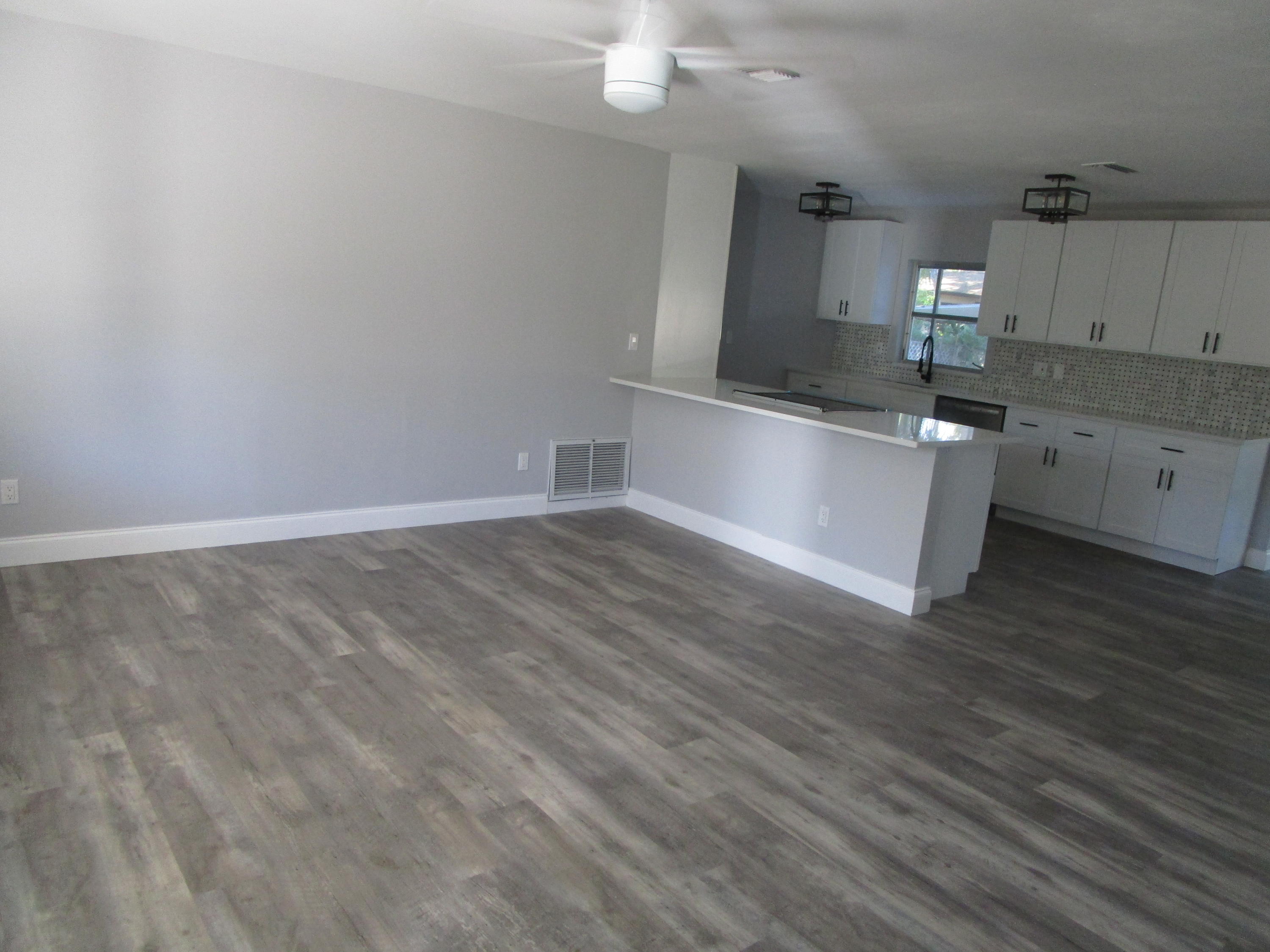 Living/Kitchen