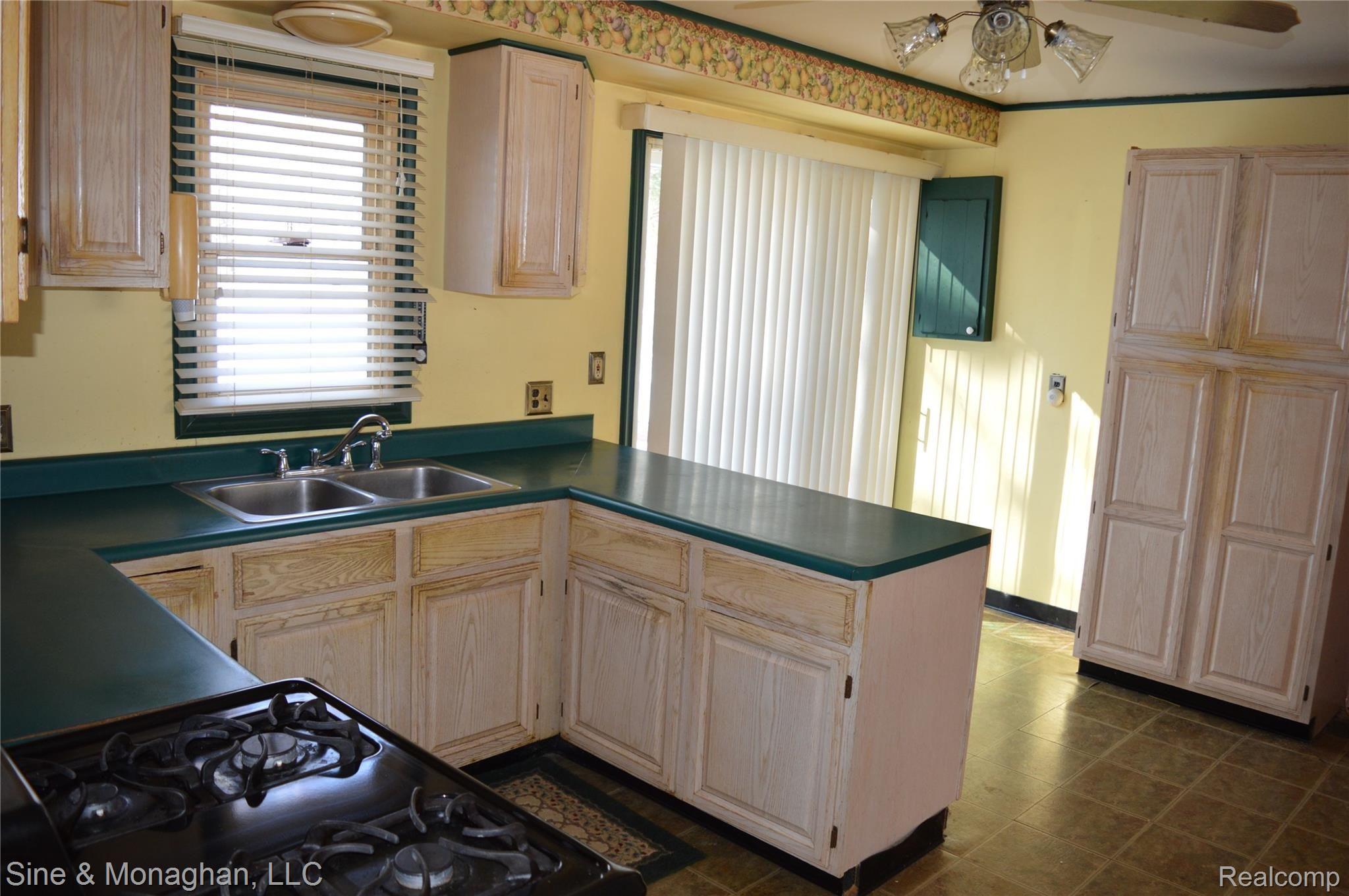 8972 Stone Road Algonac, MI 48001 - Photo 5 of 19 026.JPG