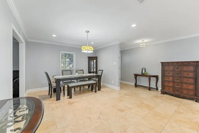 $3,200 | 10719 Del Monte Drive, Houston, TX 77042