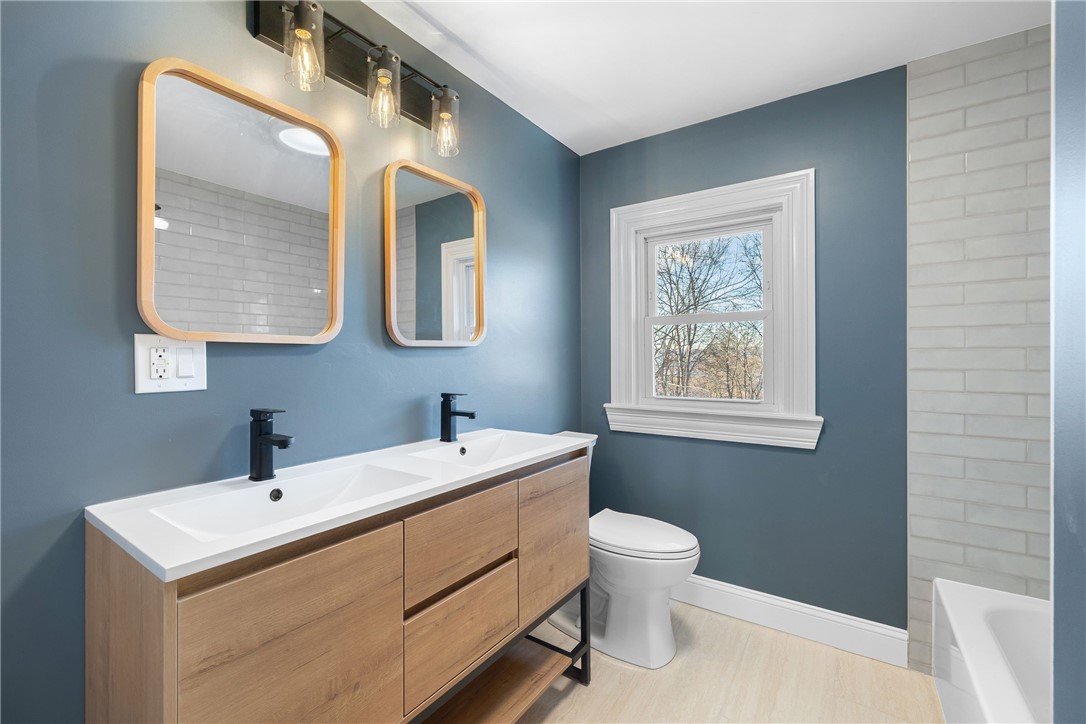 94 Kay Street Cumberland, RI 02864 - Photo 14 of 25