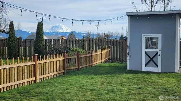 $669,000 | 44927 228th Avenue Southeast, Enumclaw, WA 98022