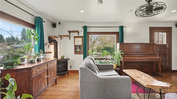 $669,000 | 44927 228th Avenue Southeast, Enumclaw, WA 98022