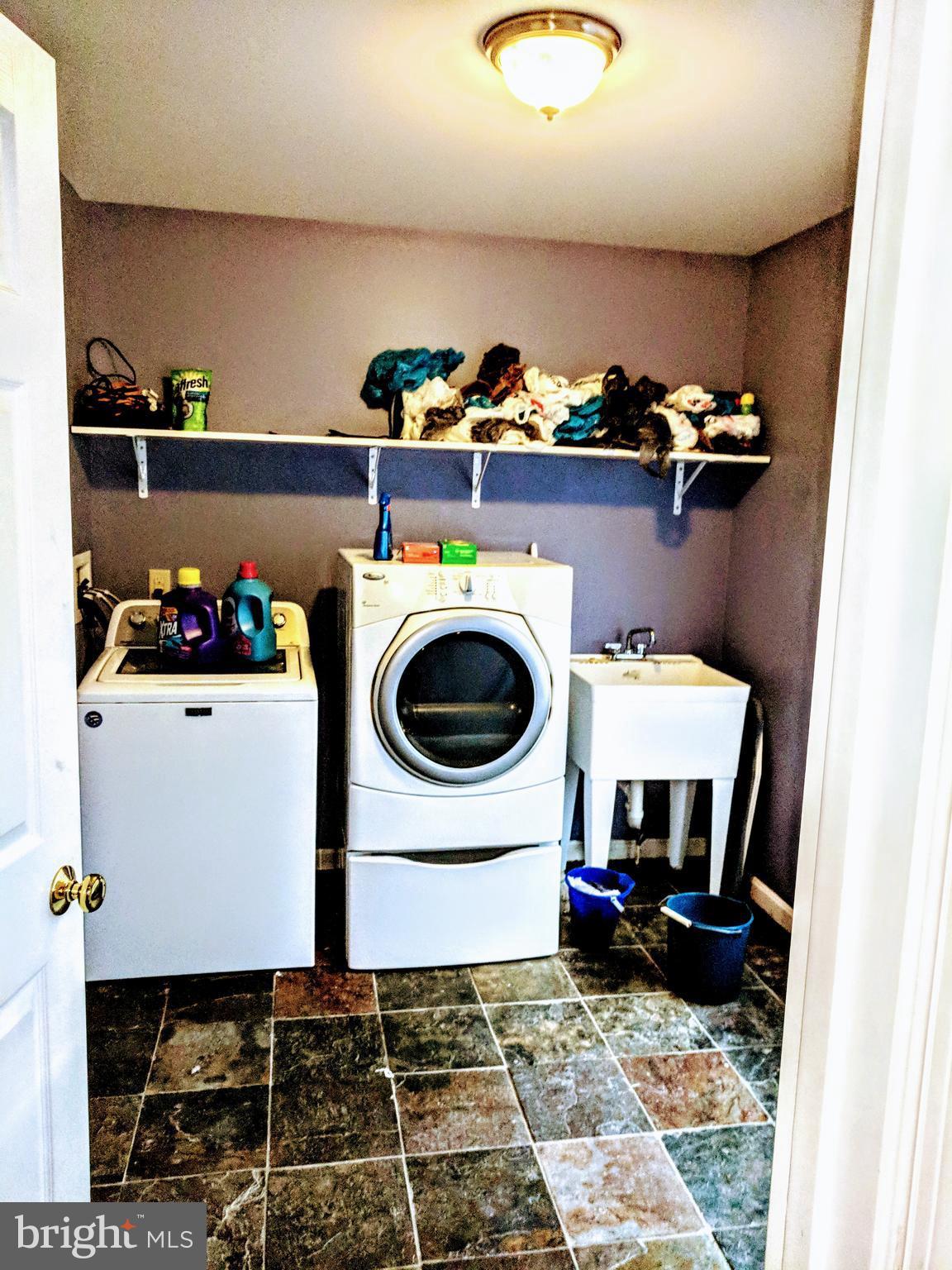 13180 Independence Road Clear Spring, MD 21722 - Photo 20 of 30 Main Level Laundry