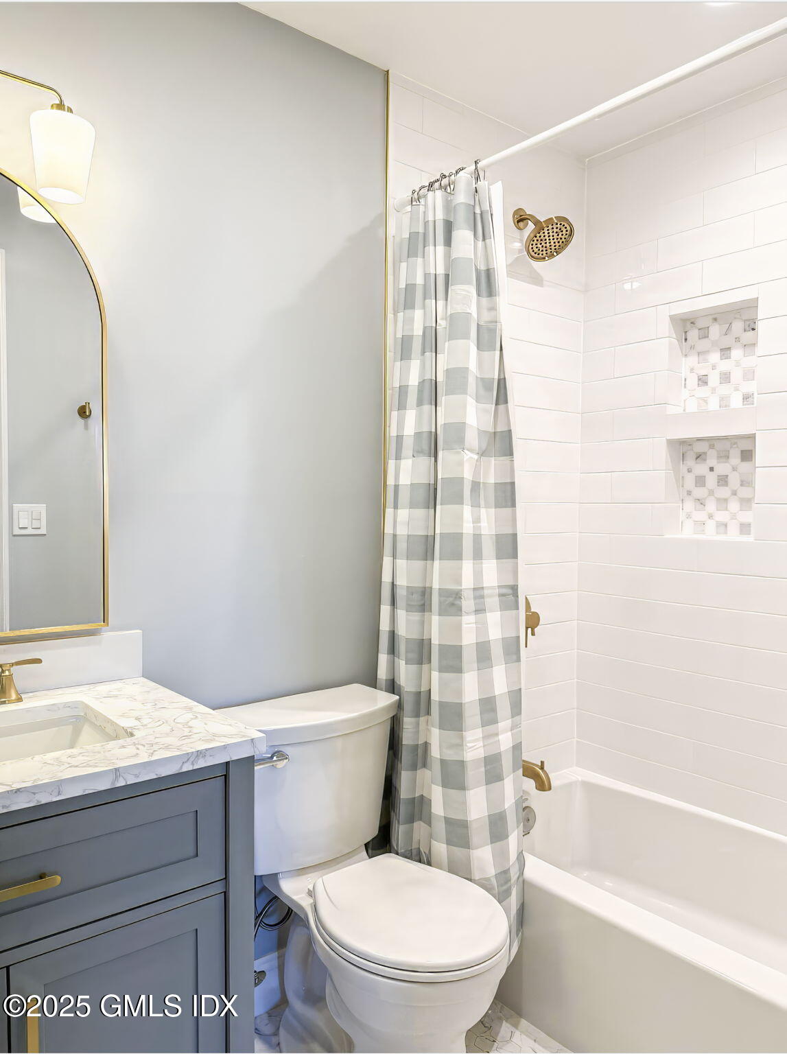 40 Silo Circle Riverside, CT 06878 - Photo 28 of 45 a bathroom with a sink a toilet and shower