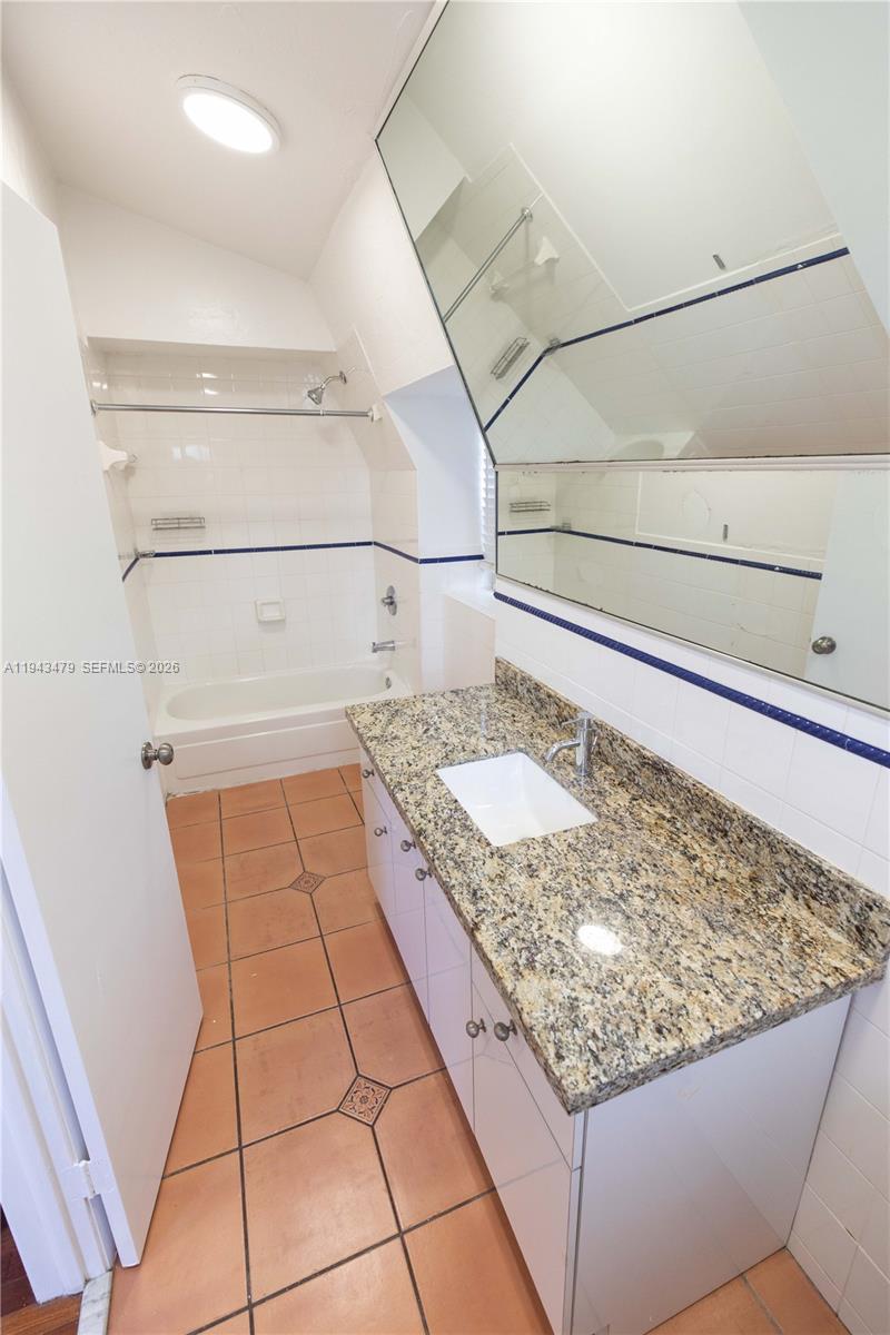 3171 Virginia Street Miami, FL 33133 - Photo 13 of 15