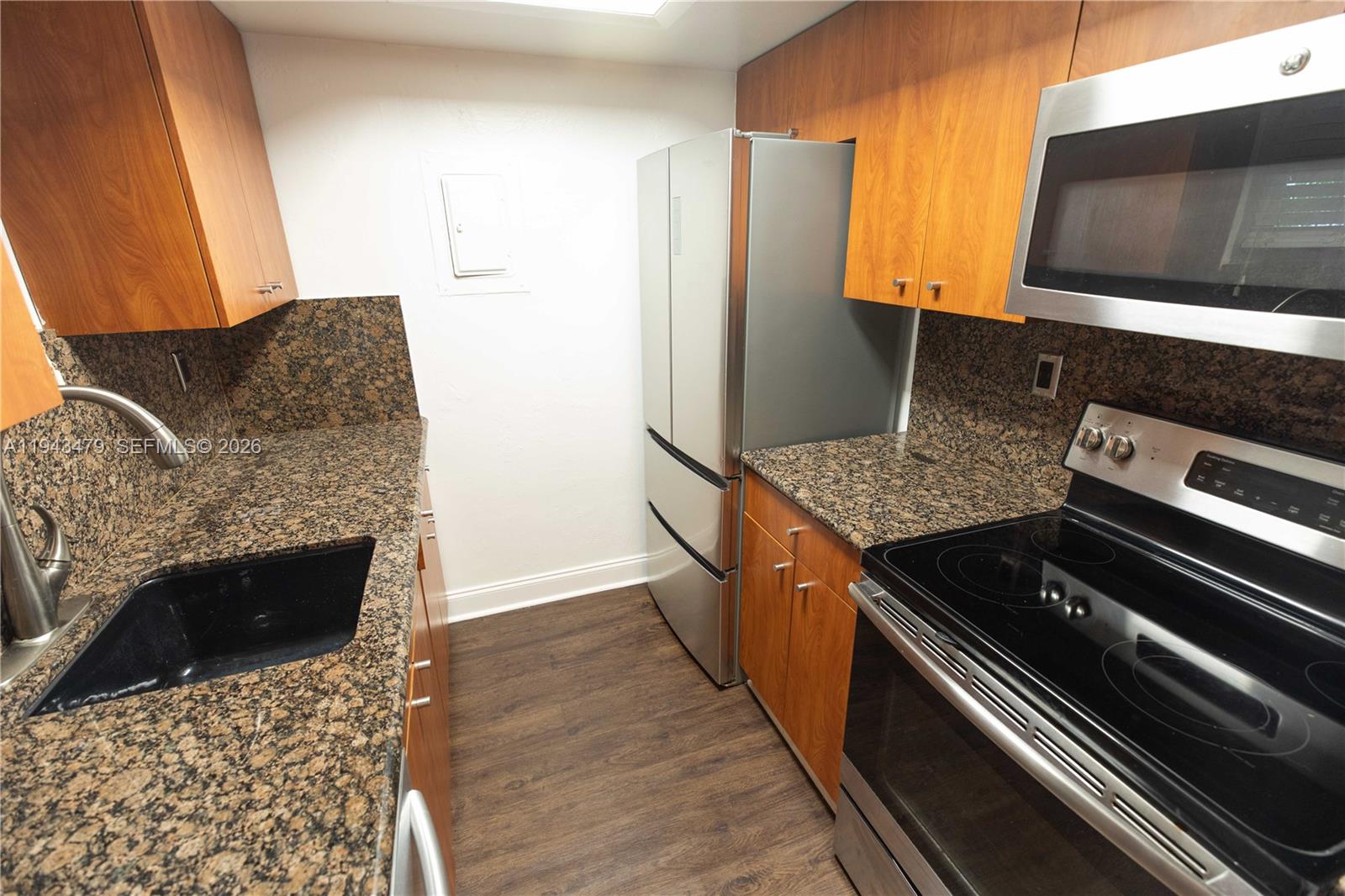 3171 Virginia Street Miami, FL 33133 - Photo 5 of 15