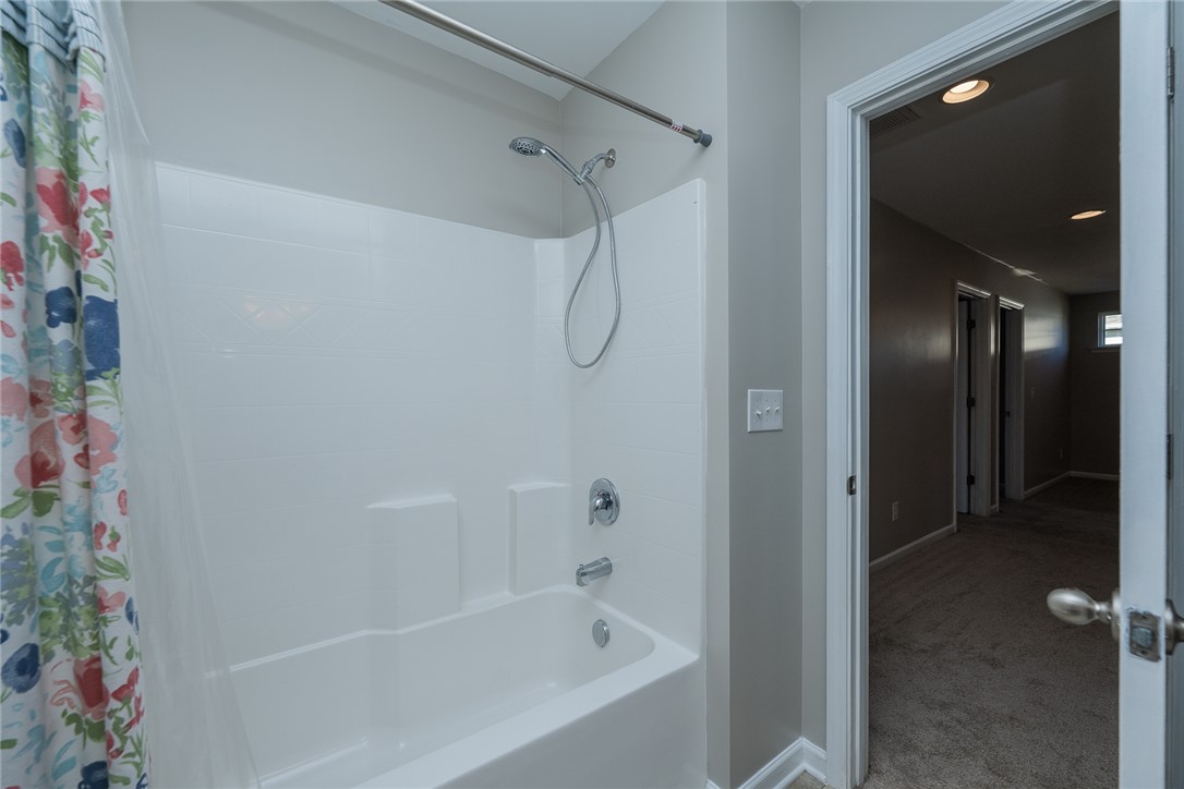 811 Camberwell Road Simpsonville, SC 29680 - Photo 31 of 33