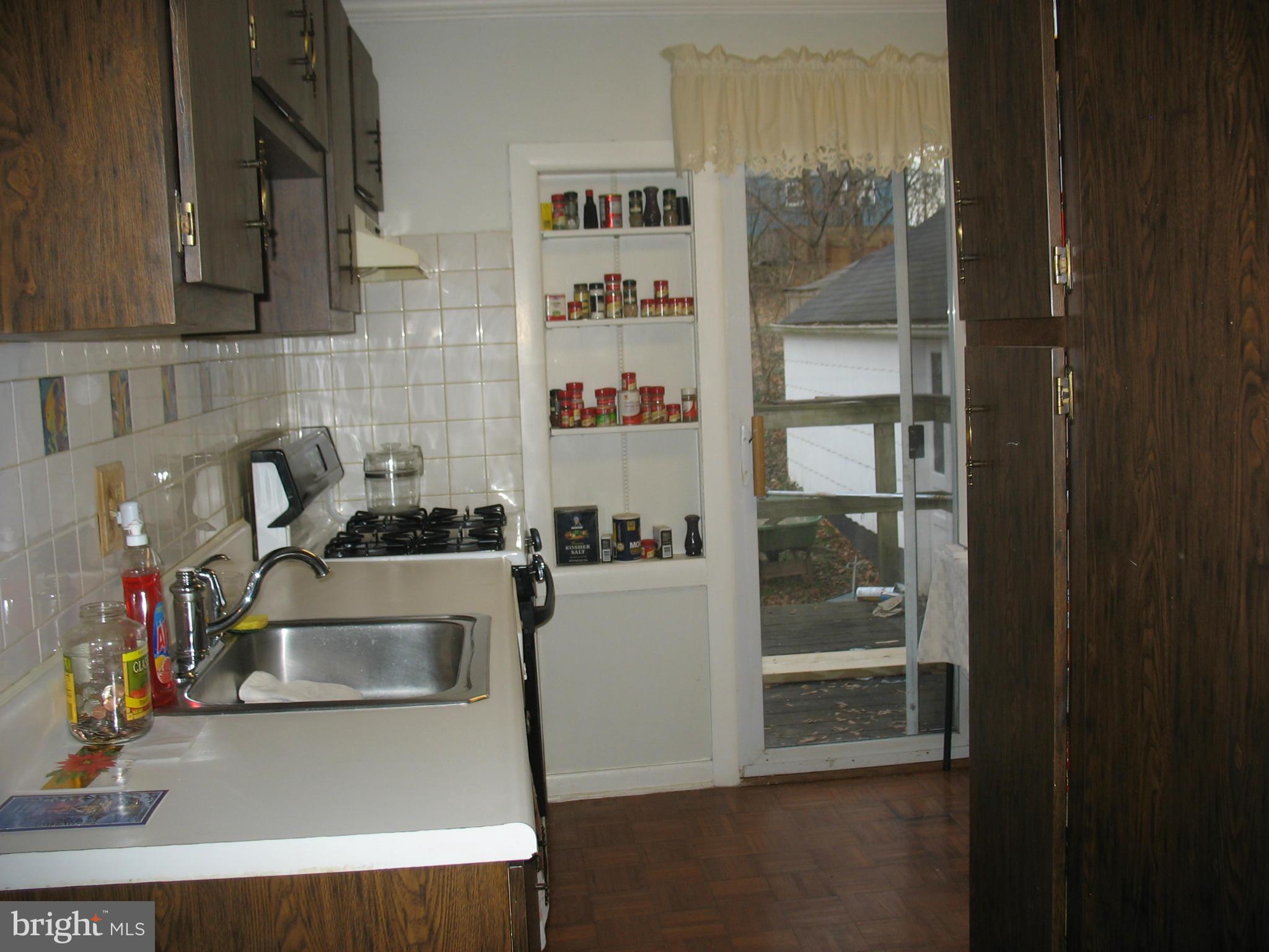 12121 Selfridge Road Silver Spring, MD 20906 - Photo 8 of 23 Kitchen