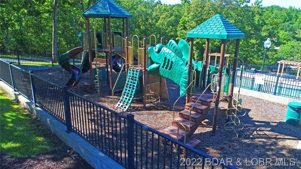 7 Columbine Road Four Seasons, MO 65049 - Photo 9 of 12 Playground