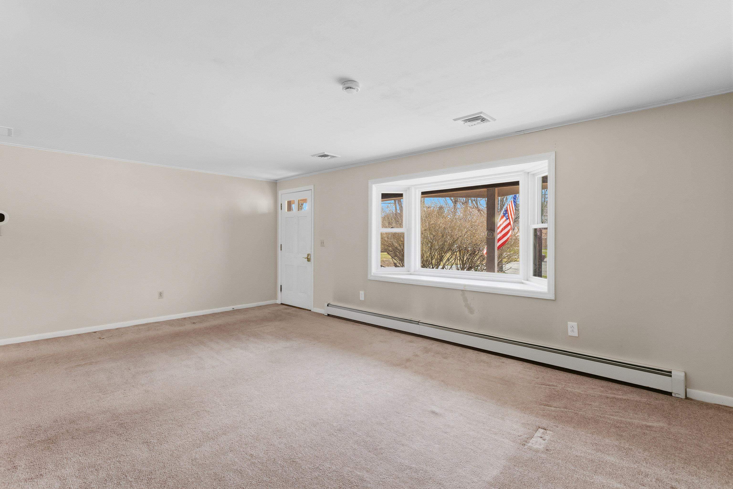 12 Colonial Circle Hampton, NH 03842 - Photo 18 of 51