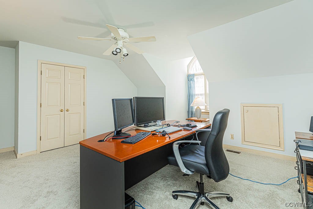14306 Huntgate Woods Road Midlothian, VA 23112 - Photo 31 of 35 Gallery Image 31
