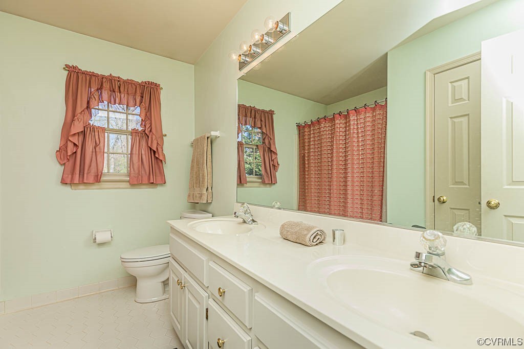 14306 Huntgate Woods Road Midlothian, VA 23112 - Photo 34 of 35 Gallery Image 34