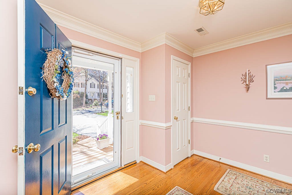 14306 Huntgate Woods Road Midlothian, VA 23112 - Photo 10 of 35 Gallery Image 10